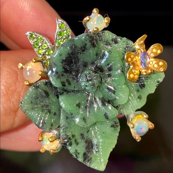 Luxurious Genuine Ruby Zoisite Ring with Gems - Picture 8 of 17